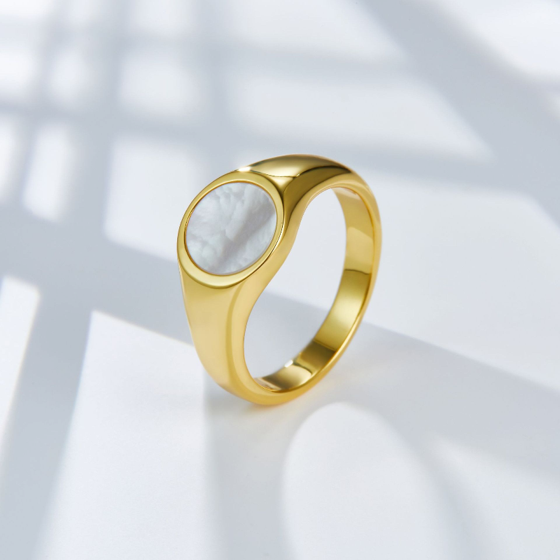 Natural White Mother-of-pearl Ring