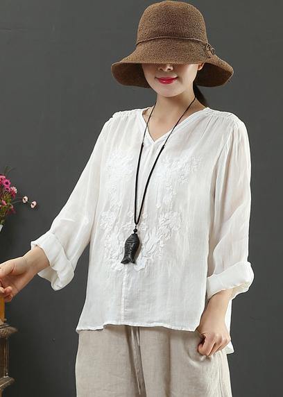Handmade White Embroidery Shirts V Neck Box Spring Shirts