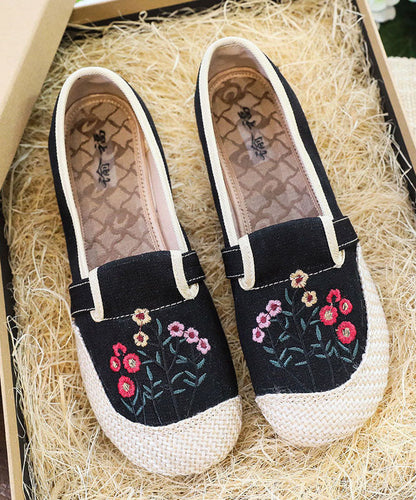 Beige Embroideried Flat Shoes for Splicing Flat Feet Shoes