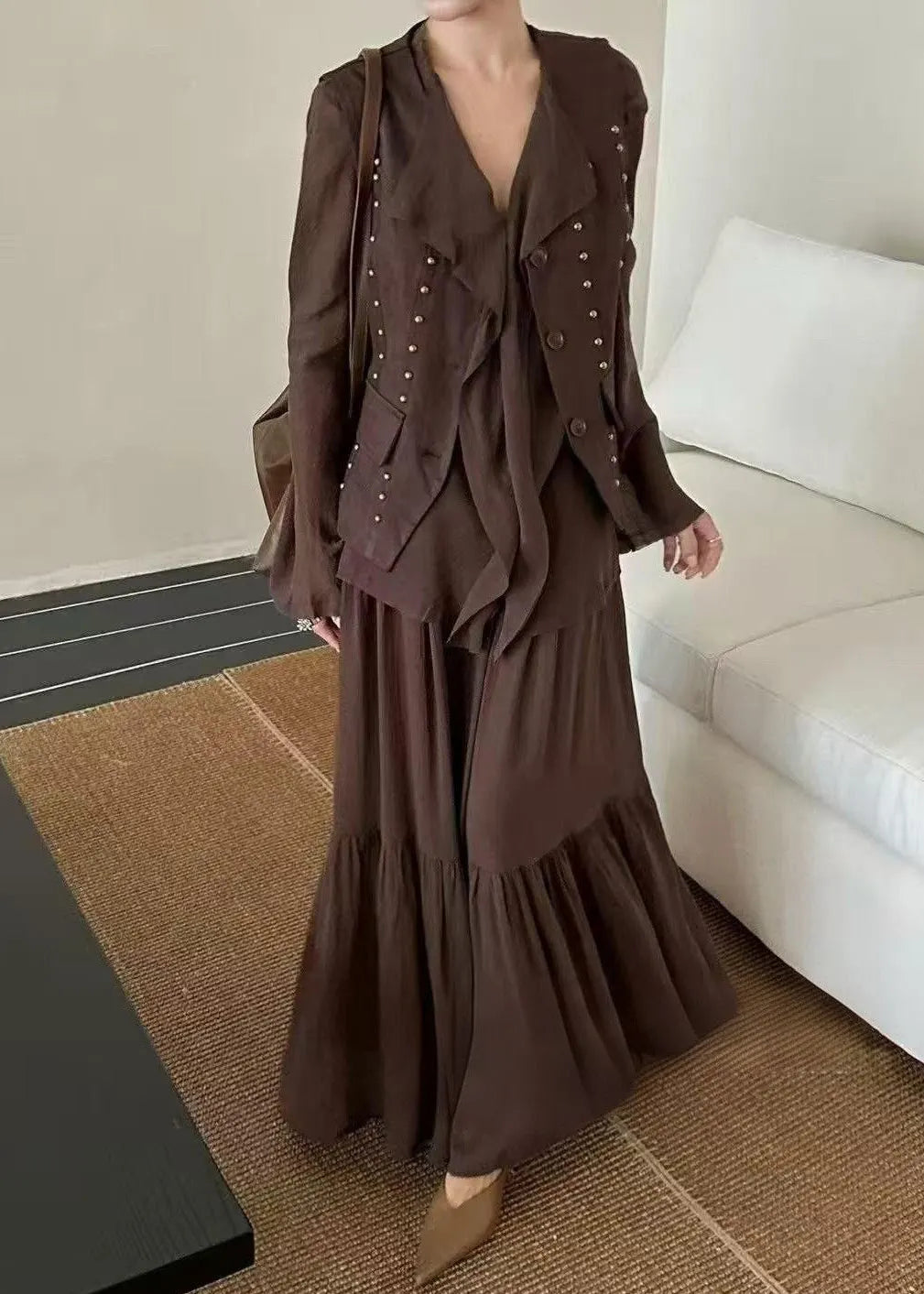 Autumn New Coffee Ruffled Top Skirt Rivet Vest Three Piece Set