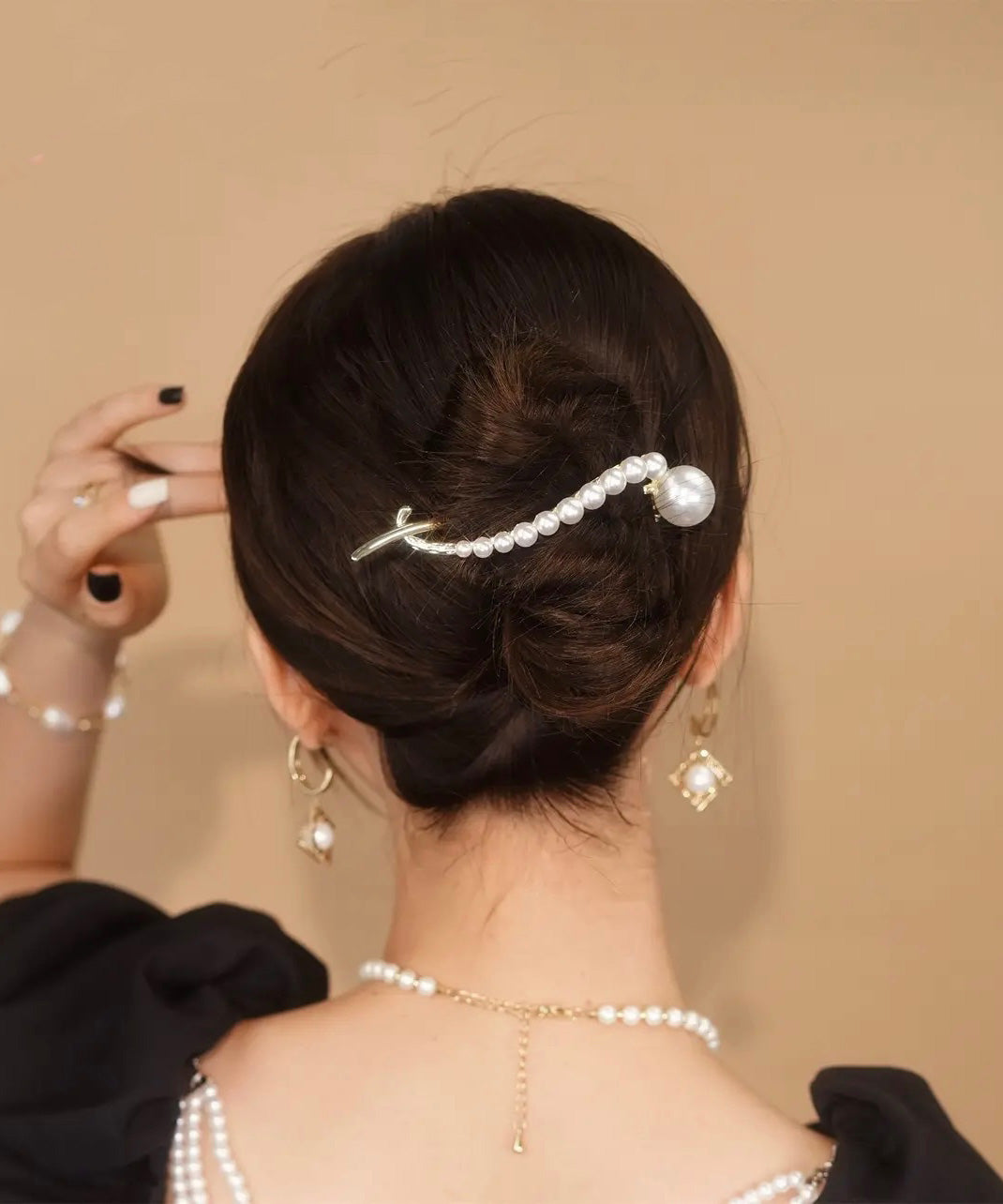 White Alloy Pearl Zircon Fish Tail Clip Hairpin