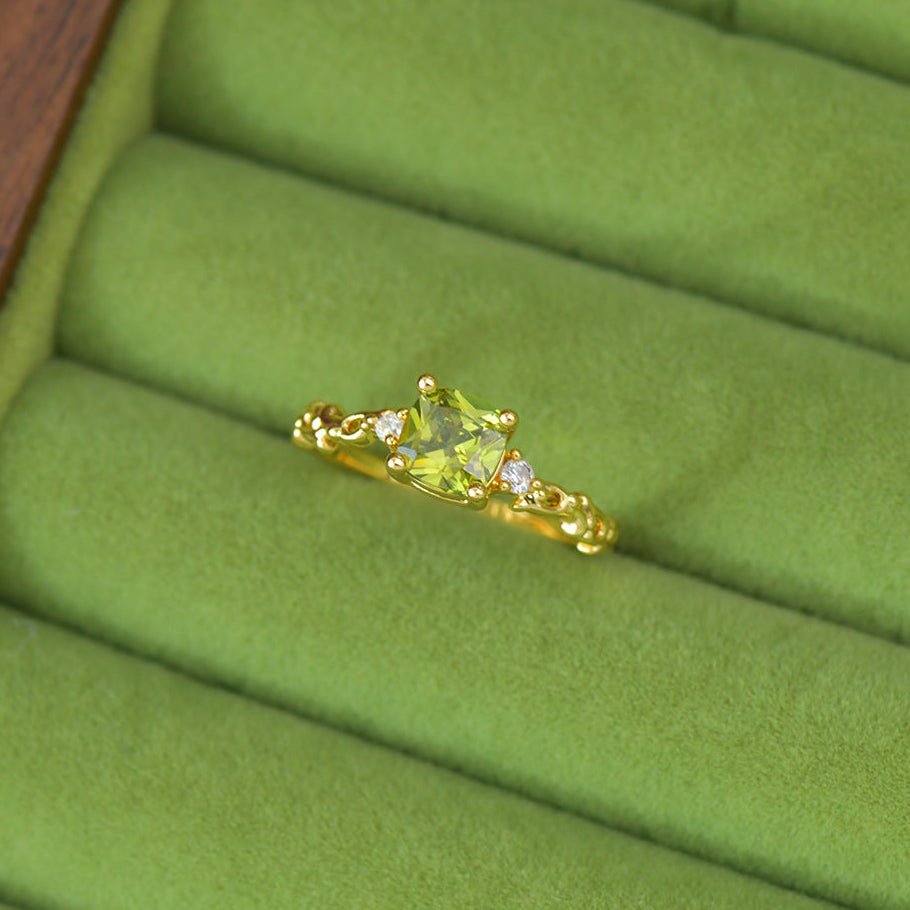 Ayla Peridot Ring in Gold