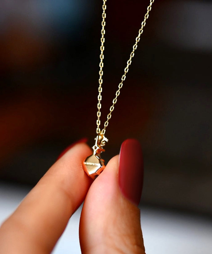 Red Garnet Adjustable 14k Gold Pendant Necklace