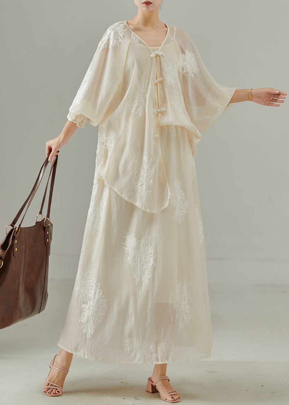 Beige Embroidered Chinese Button Silk Two Pieces Set Spring