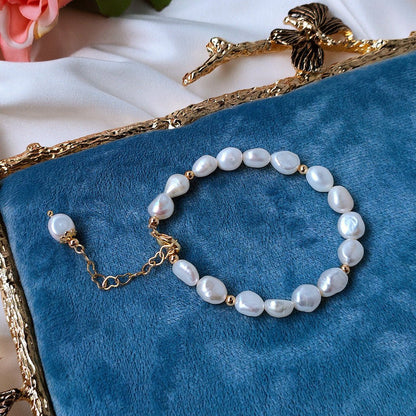 Avery Baroque Pearl Bracelet