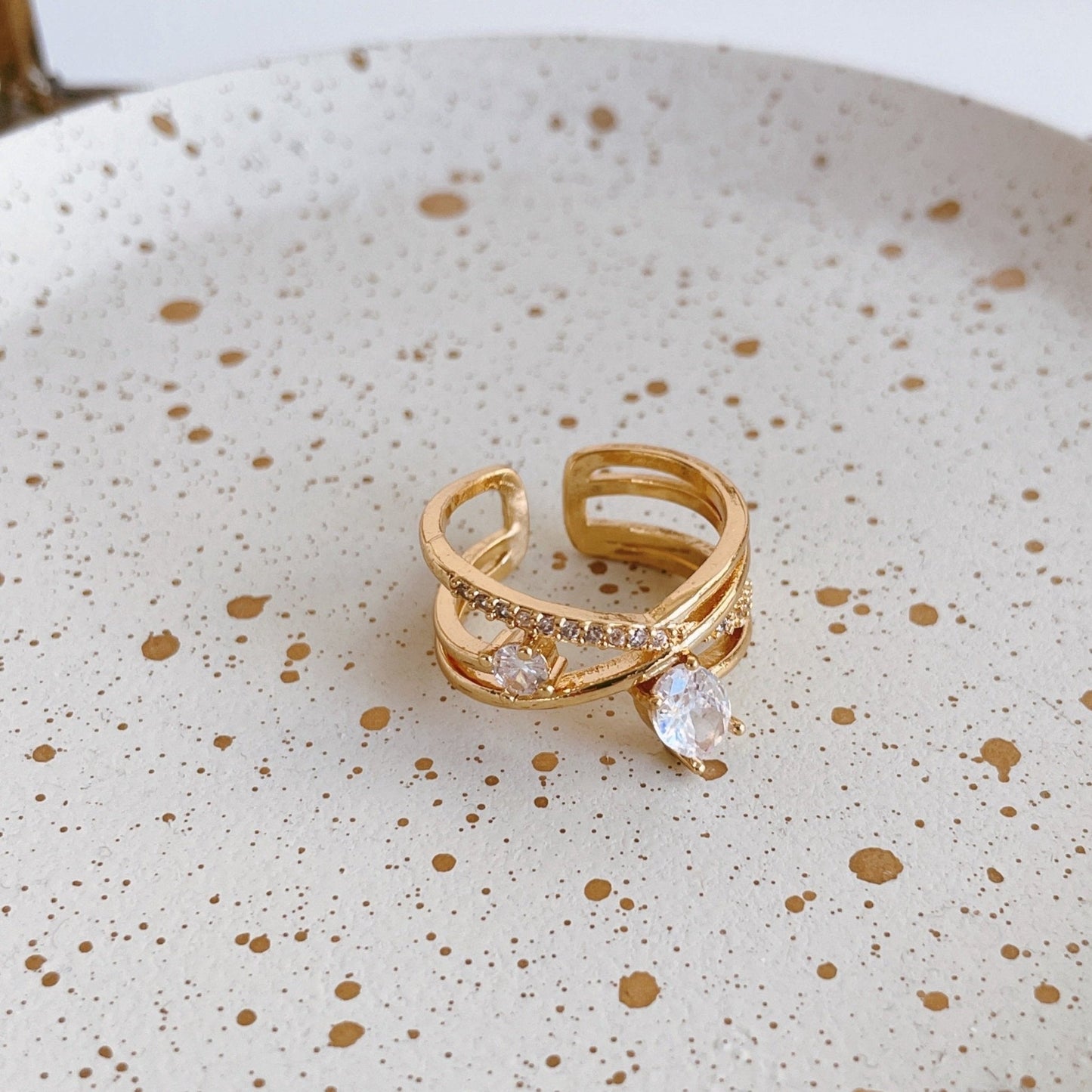 [] Madison Baroque Ring