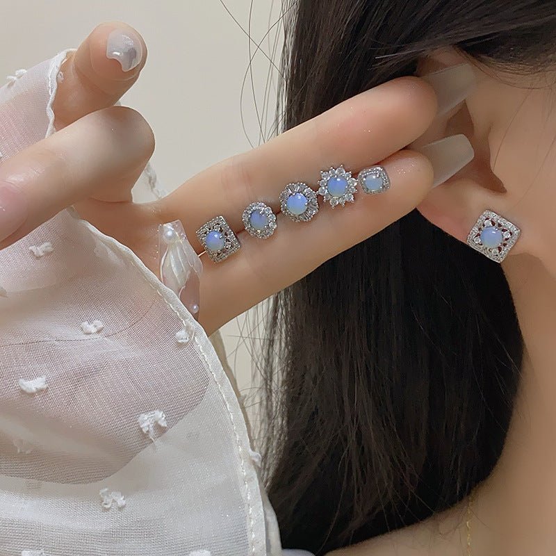 Baroque Stud Earrings - Shelly