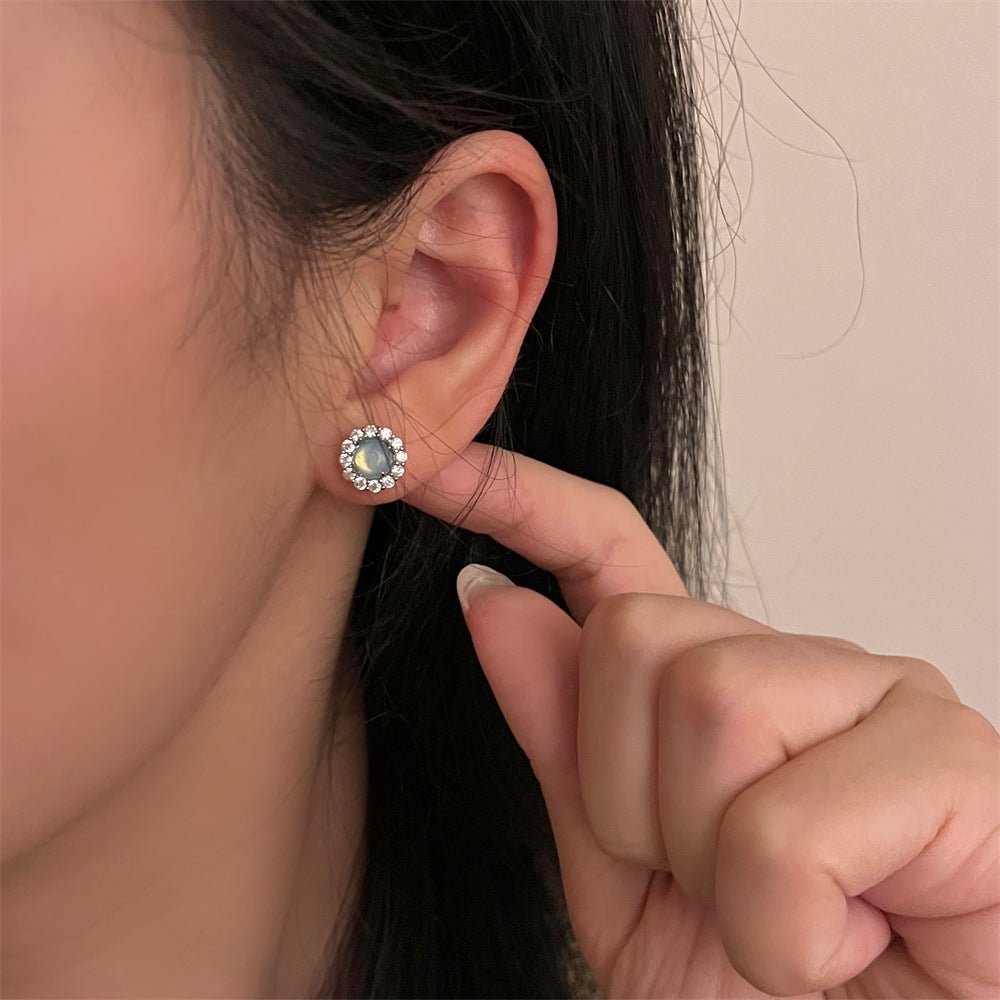 Baroque Stud Earrings - Shelly