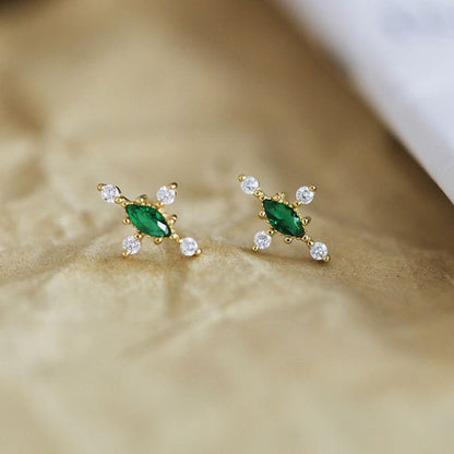 [] Yvette Emerald Stud Earrings