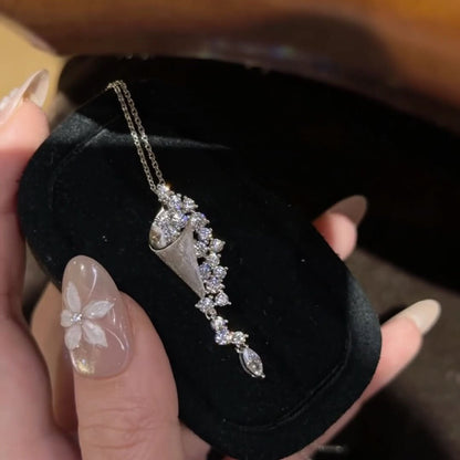 Bouquet De Lune Necklace