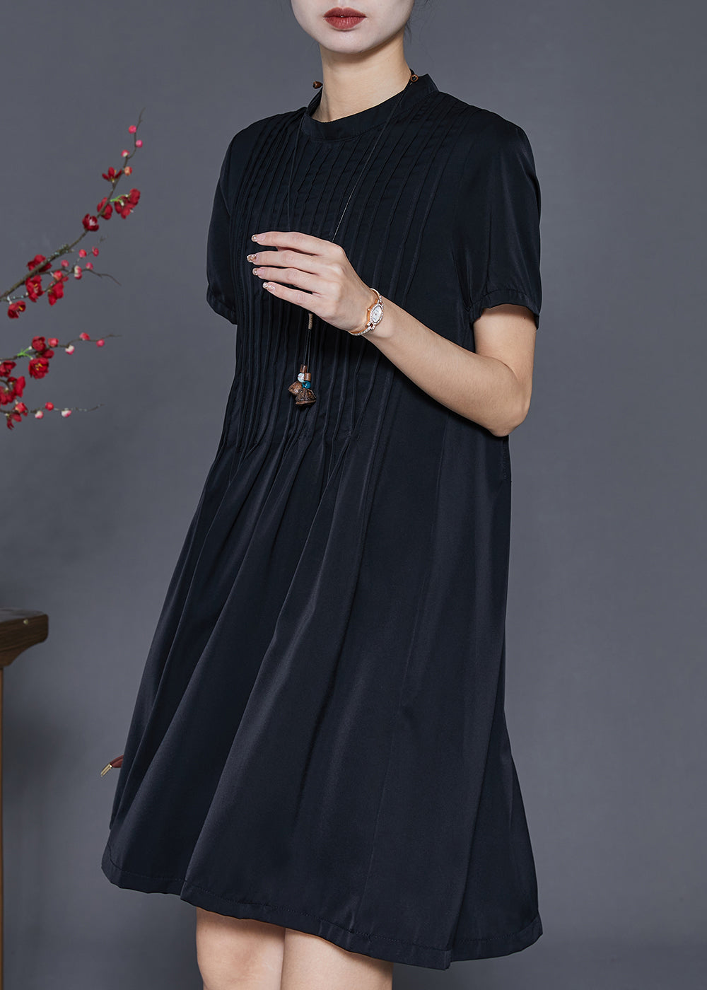 Black Stand Collar Wrinkled Cotton Dress Summer