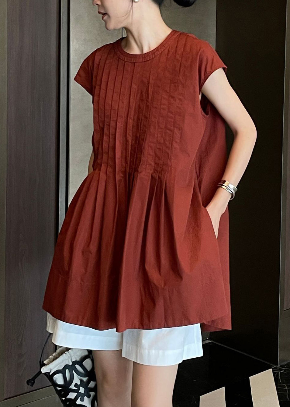 Terracotta Comfortable Fabric Pleated Shirt Sleeveless