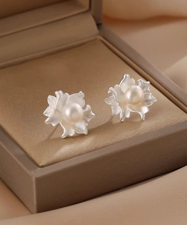Fine White Alloy Asymmetrical Pearl Stud Earrings