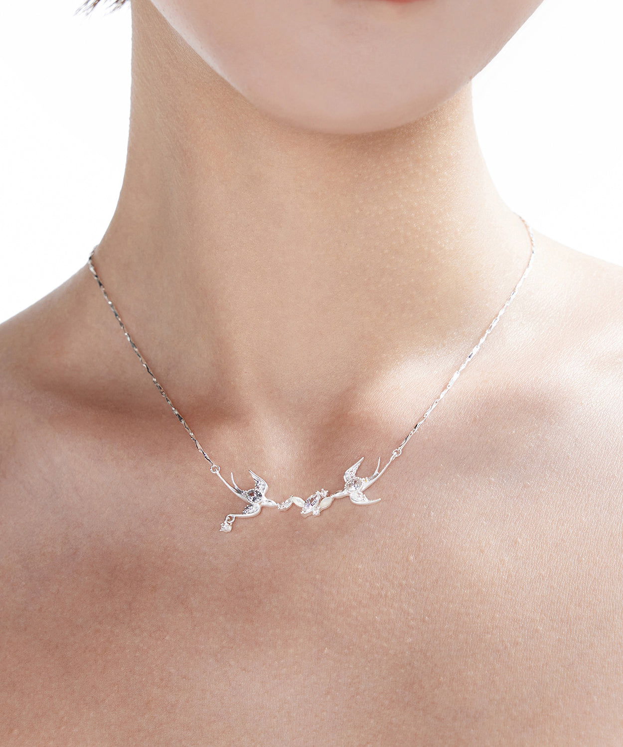 Natural White Freshwater Pearl Zircon Double Swallow Silver Plated Choker