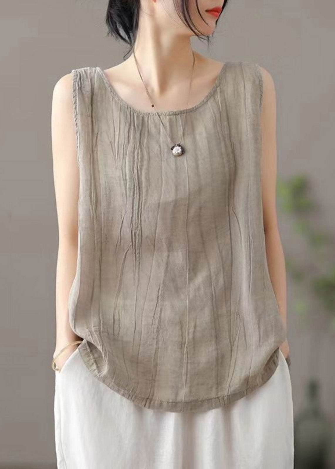 Versatile Green O Neck Linen Tanks Sleeveless