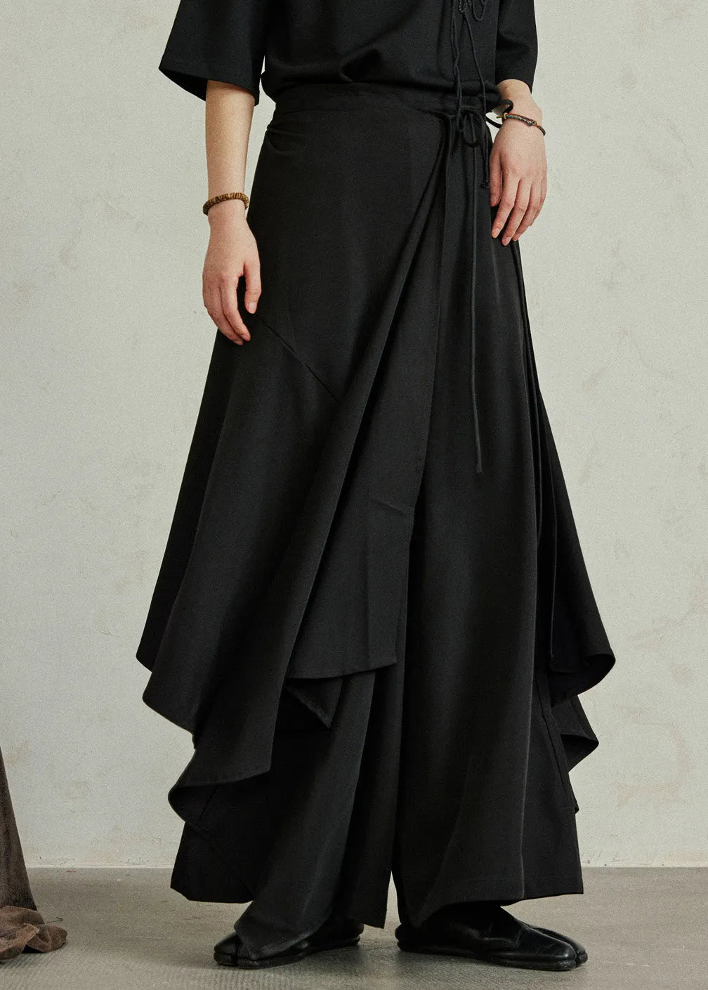 Black Asymmetrical Pockets Patchwork Elastic Waist Pants Skirt