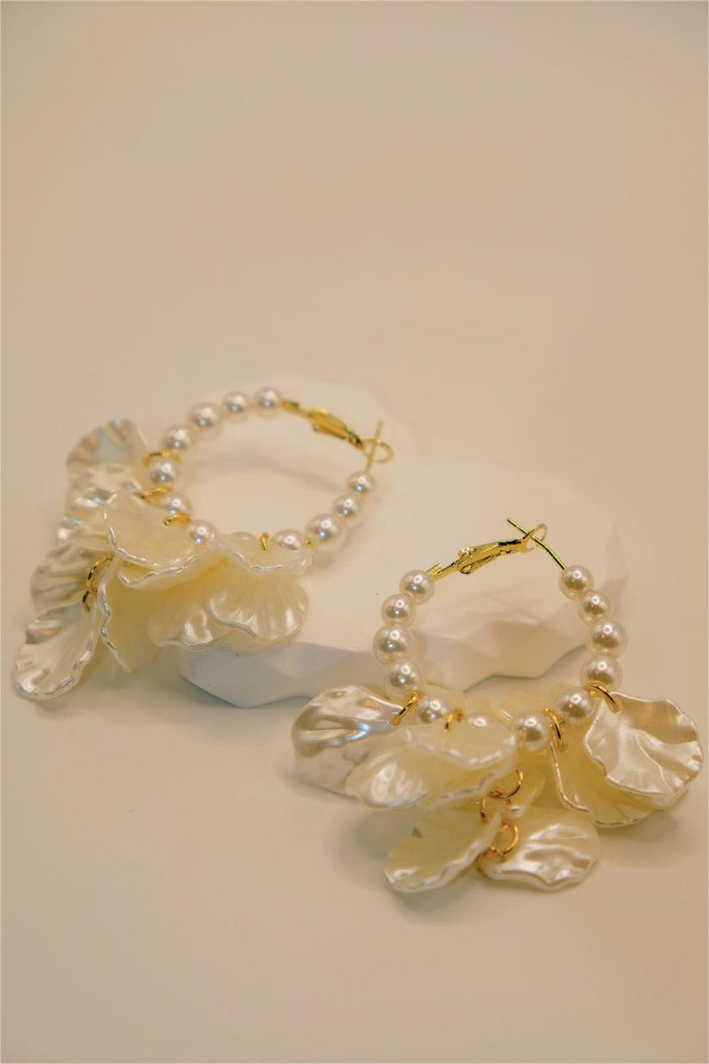 Faux Pearl Round Earrings