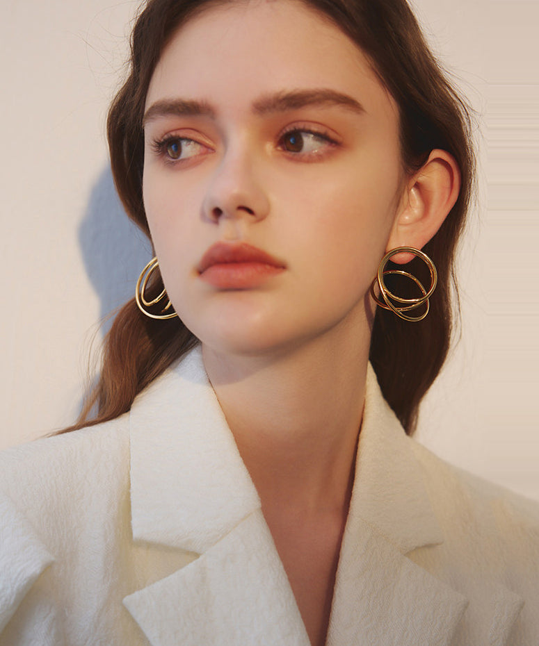 Golden Rotundity Asymmetrical Design Metal Stud Earrings