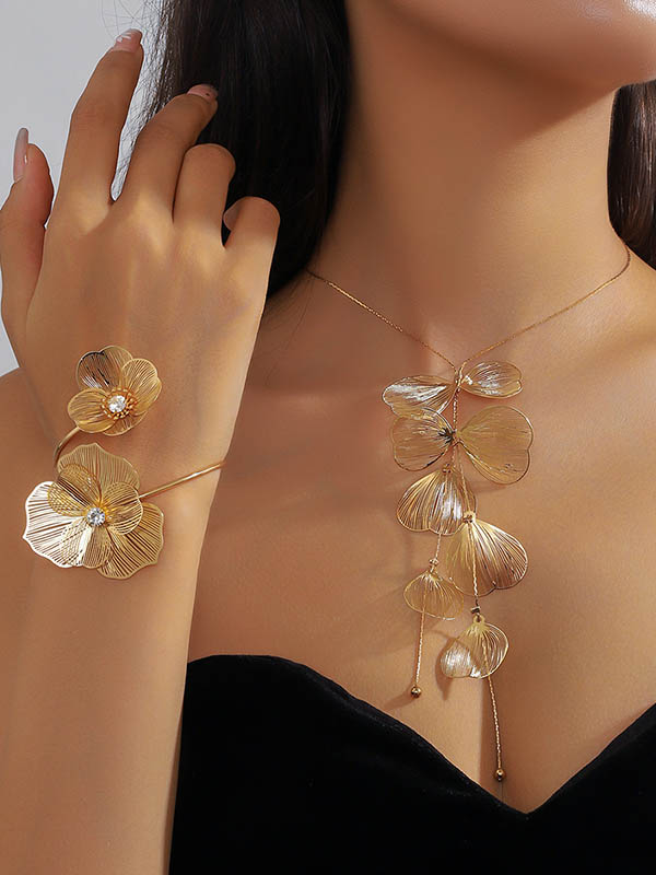 Flower Shape Hollow Color Bracelet Accessories + Necklaces Accessories Two Pieces