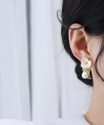 White Copper Overgild Pearl Acrylic Stud Earrings