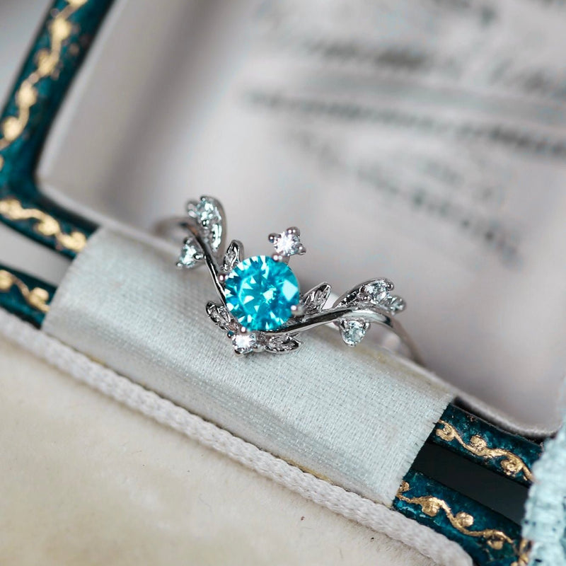 Dilara Tiara Ring
