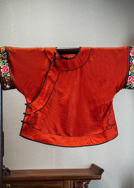 Red O-neck Embroideried Button Silk Top Short Sleeve