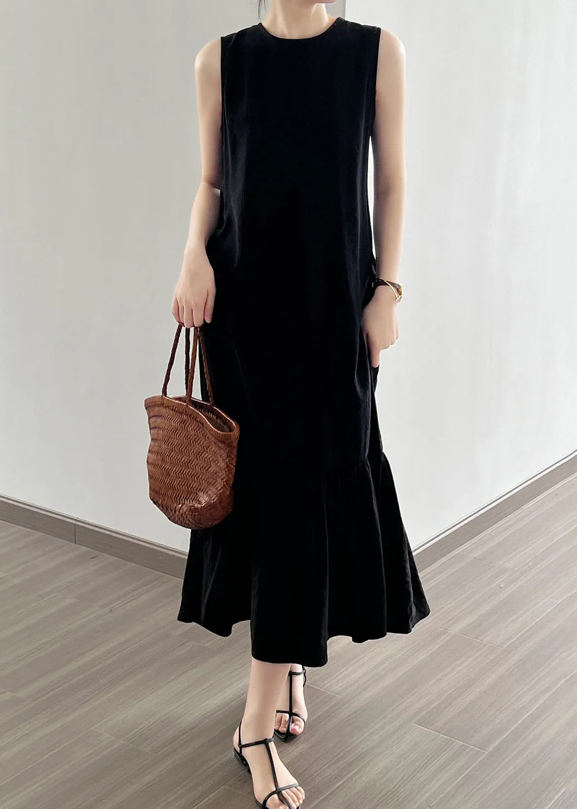 Black Wrinkled Cotton Long Dress O Neck Sleeveless