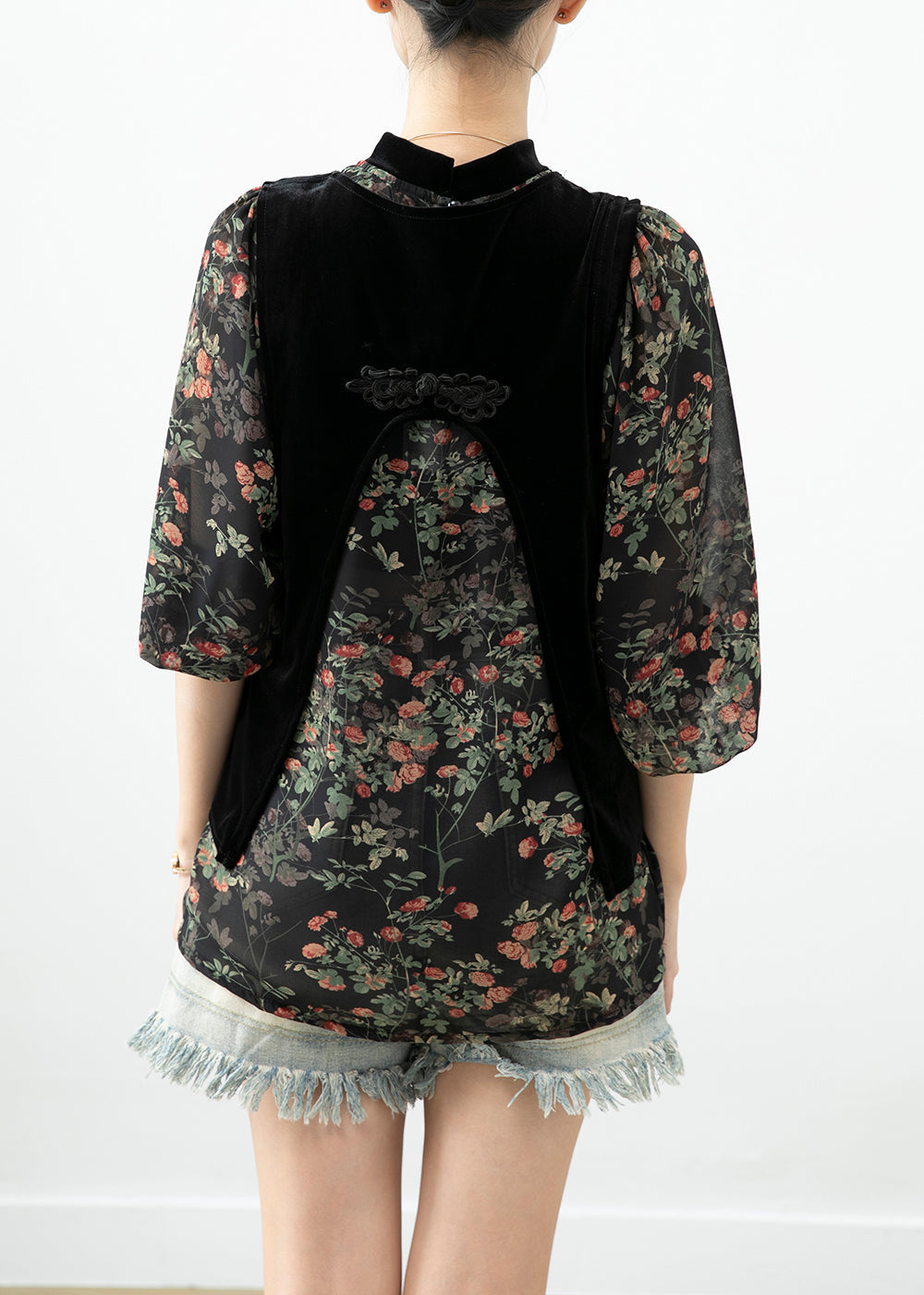 Unique Black Chinese Button Silk Velour Vests and Chiffon Shirts Two-piece Set Fall