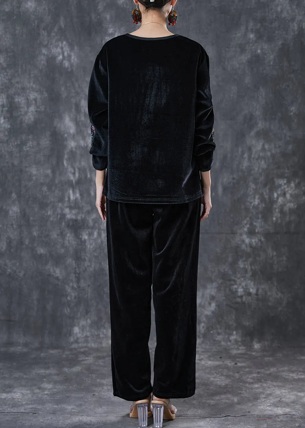 Loose Black O-neck Embroideried Silk Velour Two Piece Suit Set Spring