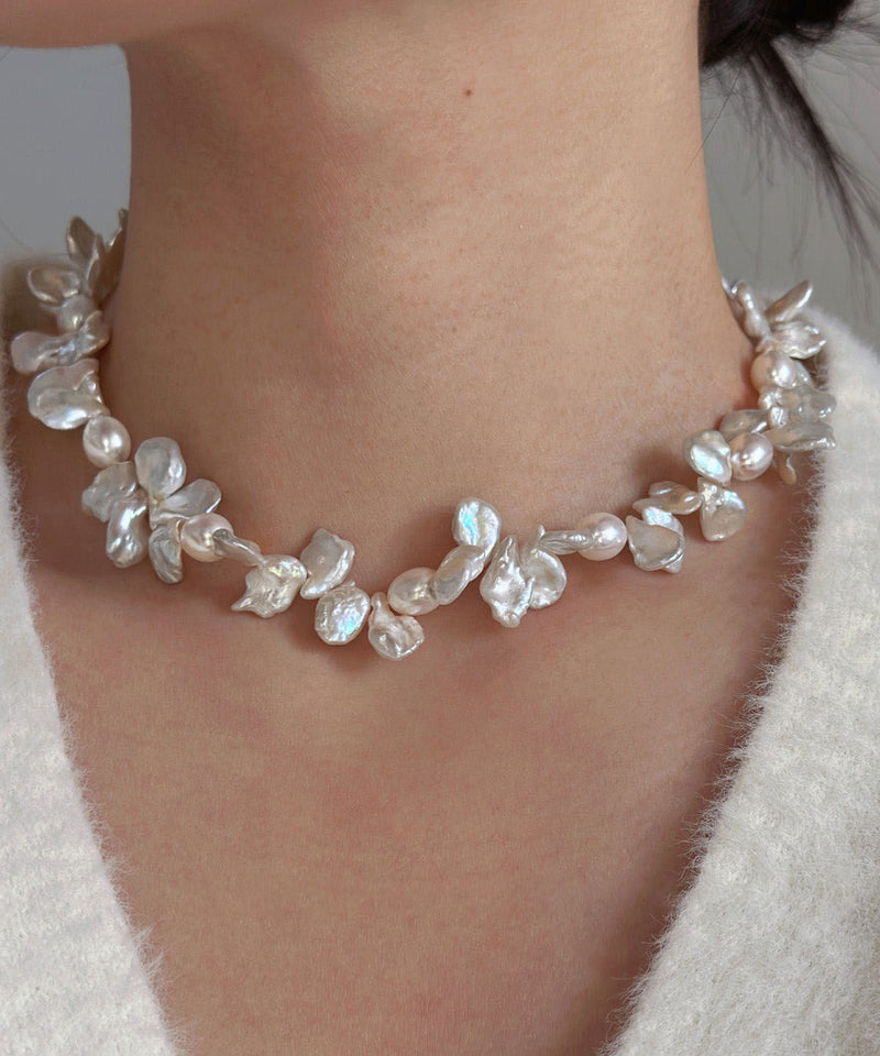 White Alloy Petal Pearl Princess Necklace