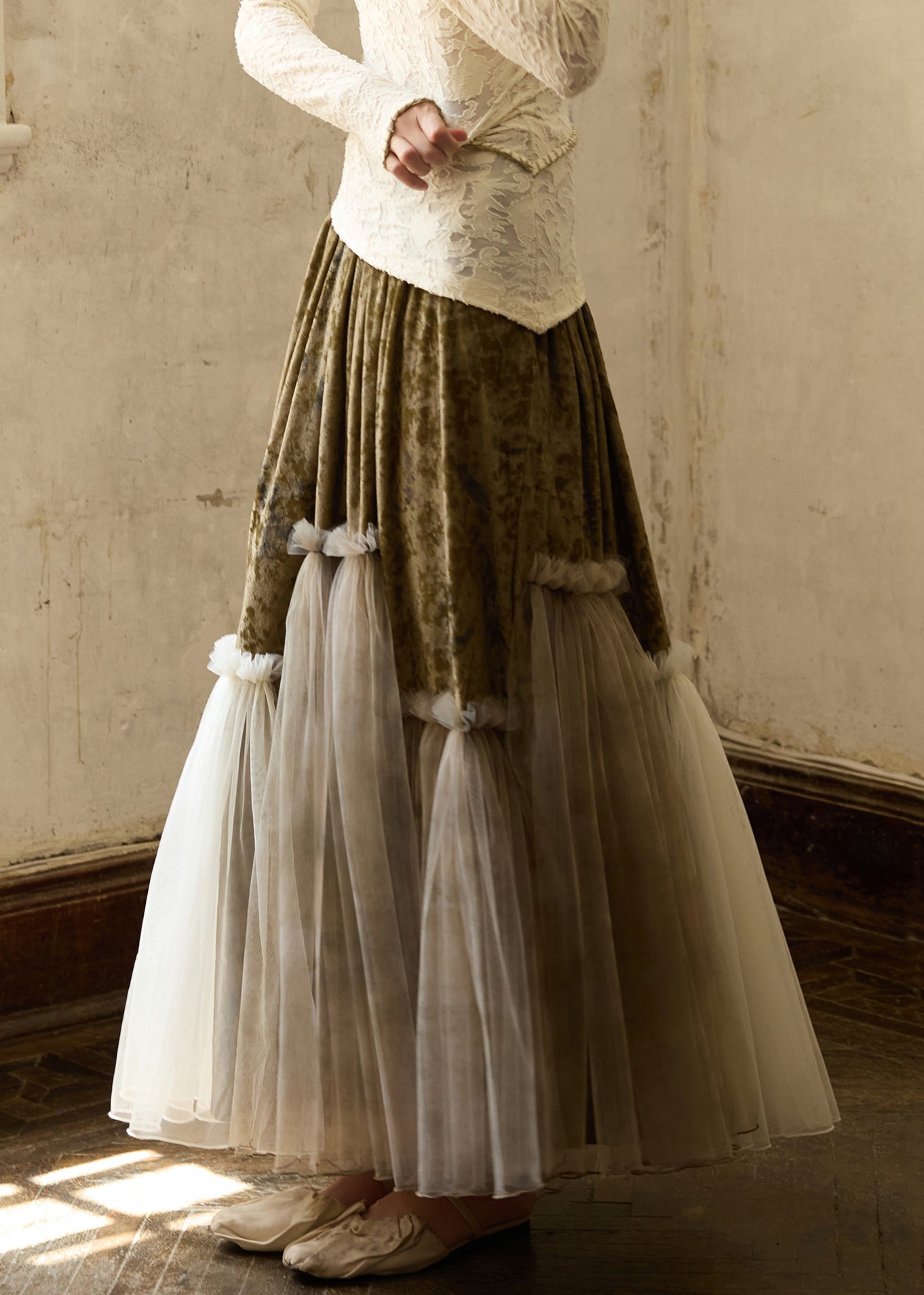 Green Ruffled Elastic Waist Tulle Patchwork Silk Velvet Skirts Winter