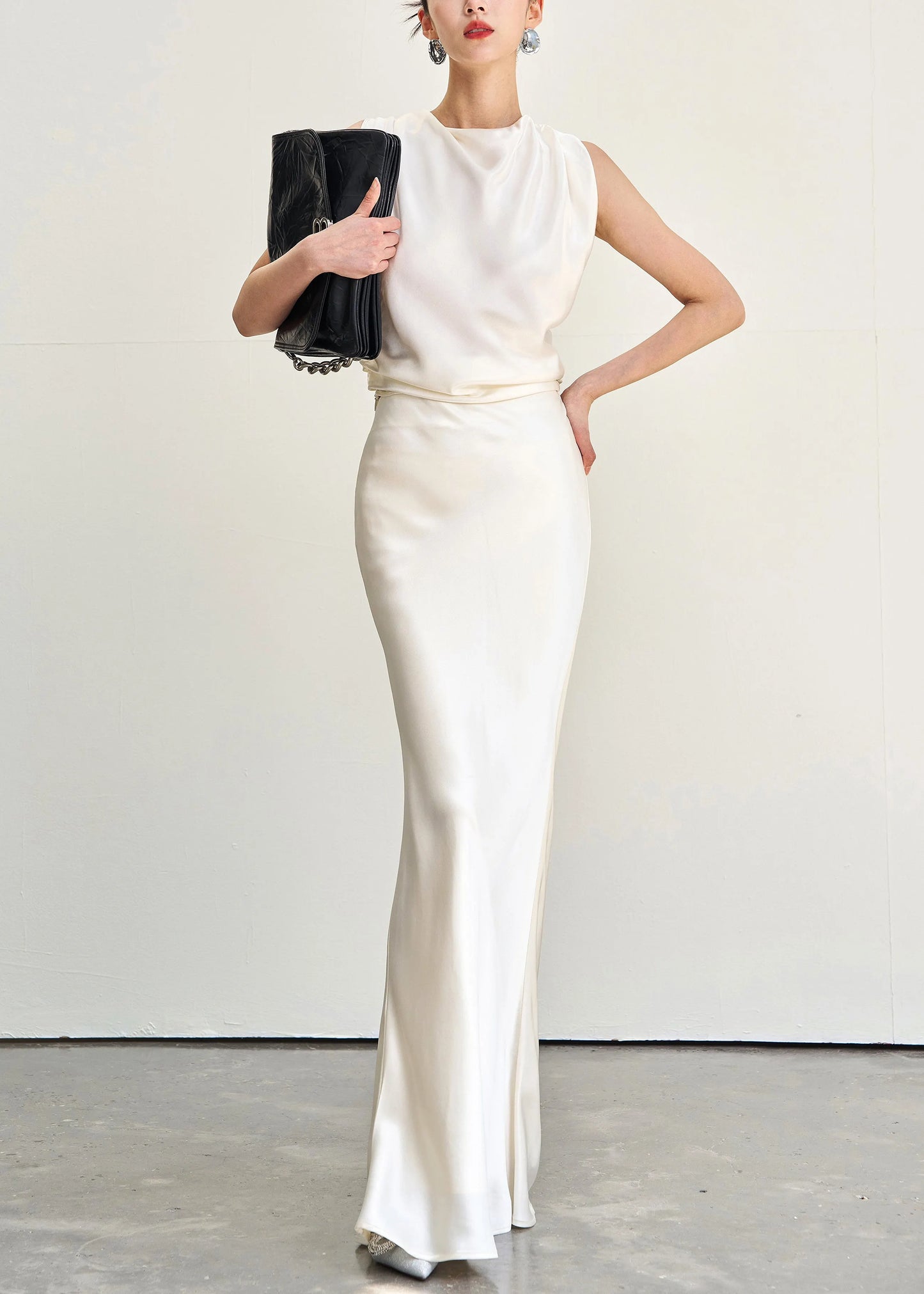 Slim Fit Beige Backless Lace Up Tops and Skirts Silk Two Piece Set Sleeveless