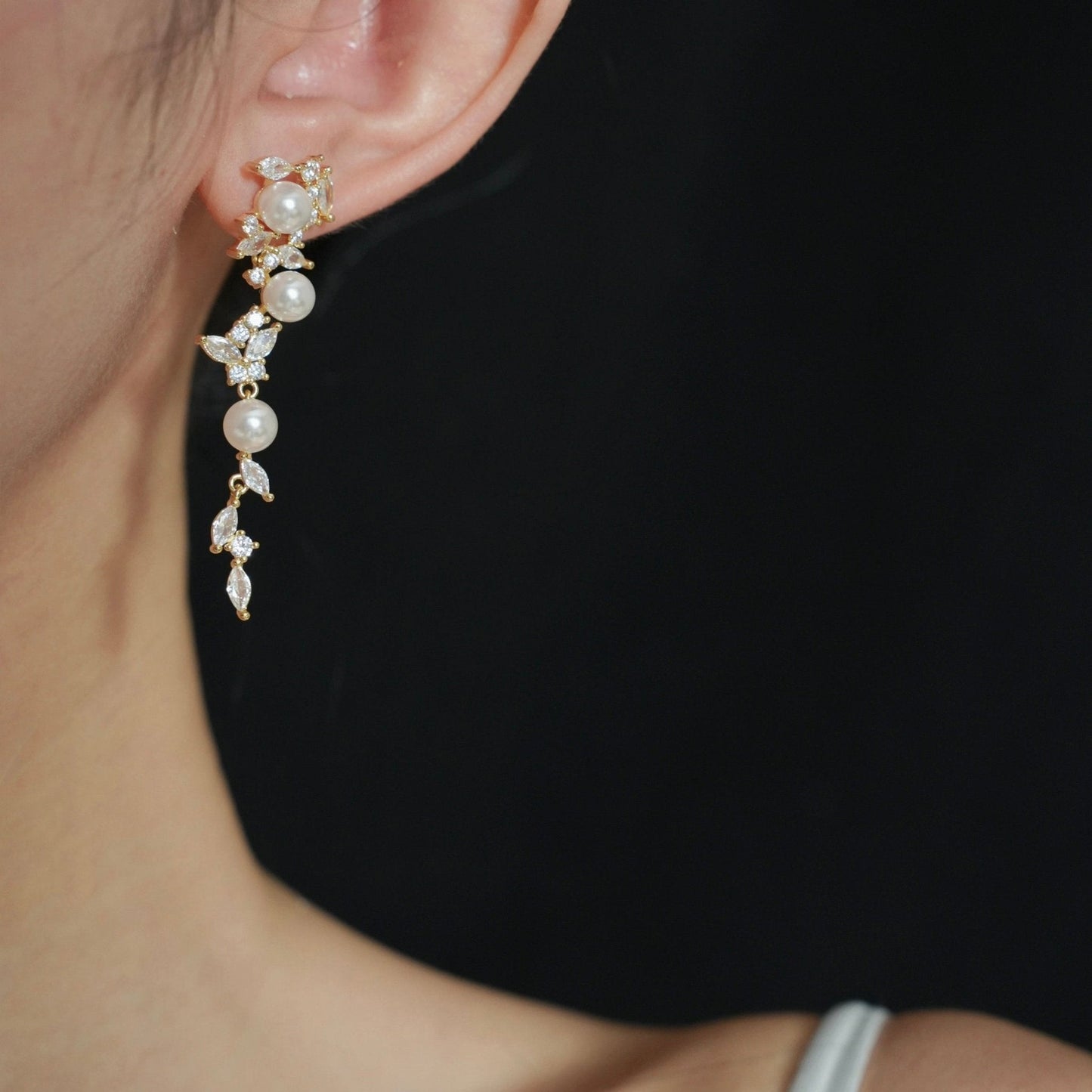 Floraison Pearl Earrings