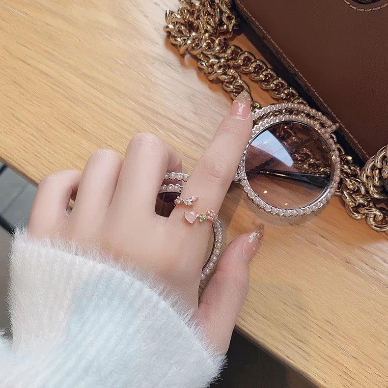 [] Zoe Heart Ring