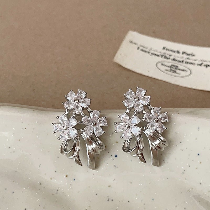 [] Flower of Dreams Earrings