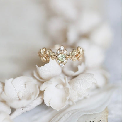 Golden Laurel Ring