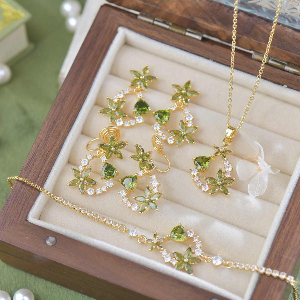 Heart of Spring Necklace