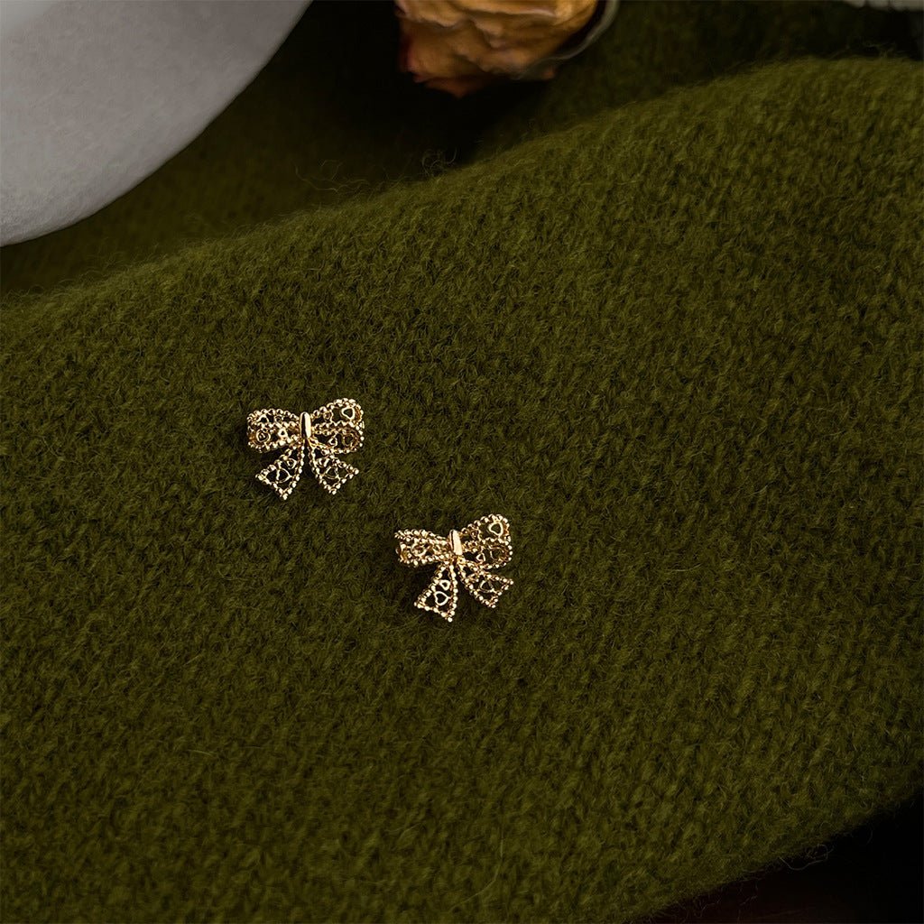 Lovelace Bow Earrings in Gold