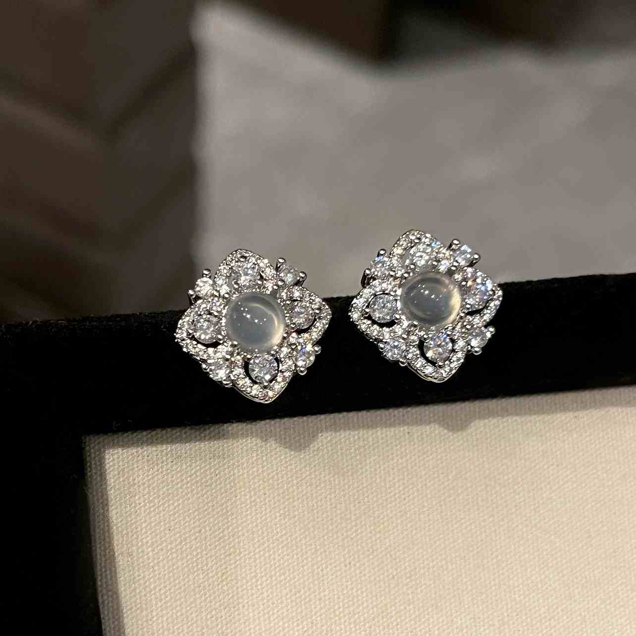 Lunaria Rococo Earrings