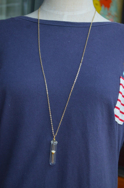 Daisy Flower in Glass Long Necklace