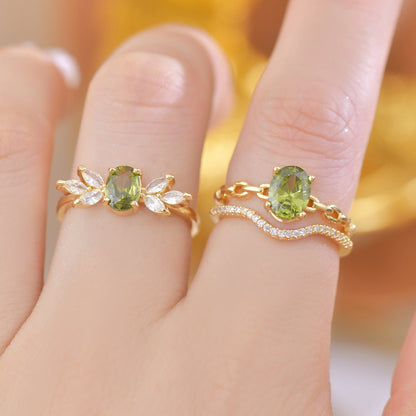Nicola Peridot Ring