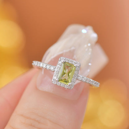 Edith Peridot Ring
