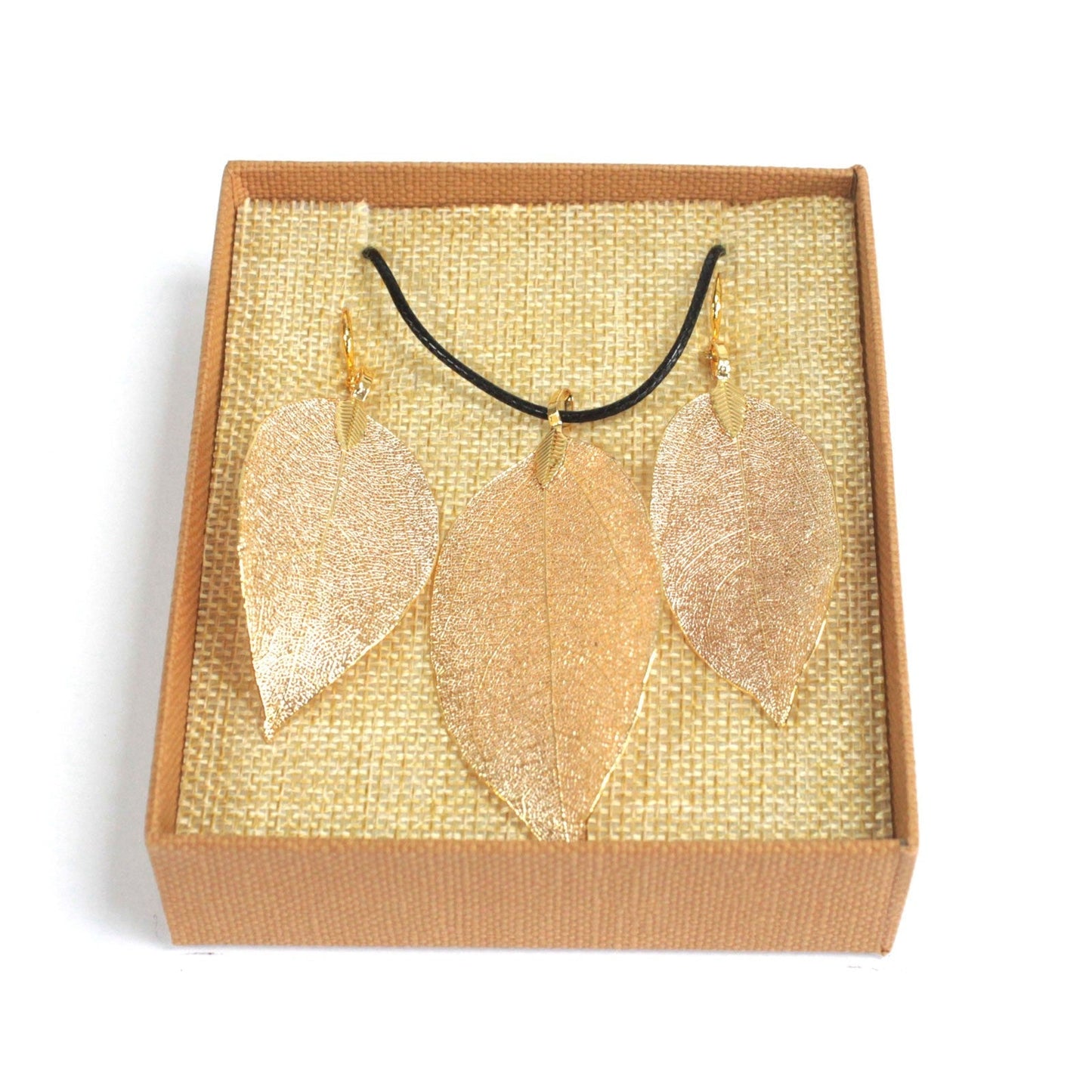 Bravery Leaf Necklace and Earrings Set