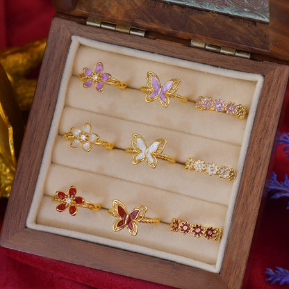 Red Daisy Band Ring