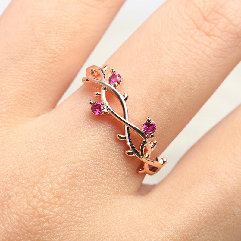 Captivating Rose Thorns Ring