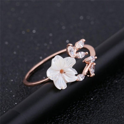Dainty Flower Gold Ring