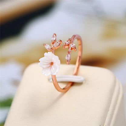 Dainty Flower Gold Ring