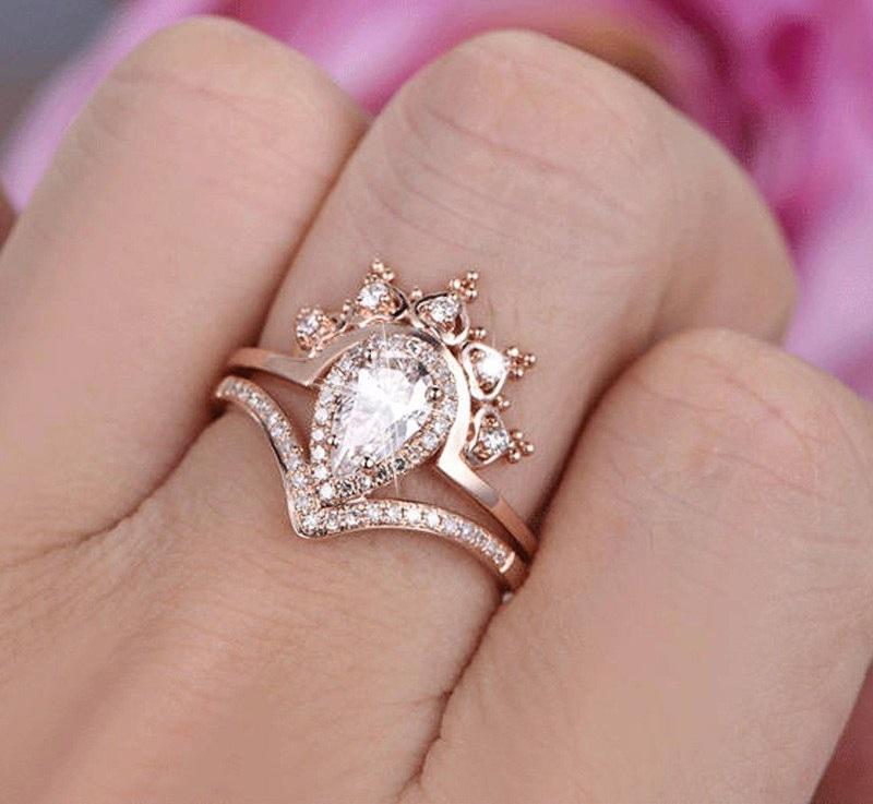 The Crystal Crown Ring Set