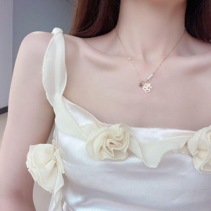 [] Rose Necklace