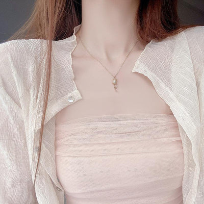 [] Rose Necklace